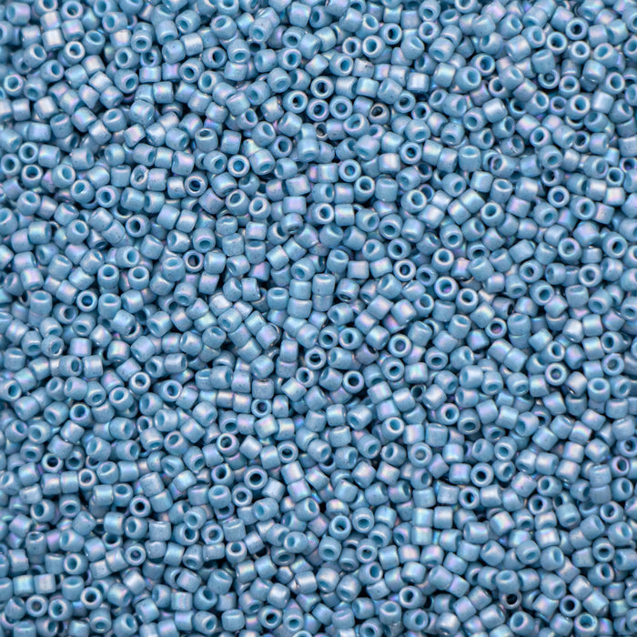 15/0 TOHO Seed Bead - Semi Glazed Rainbow - Blue Turquoise